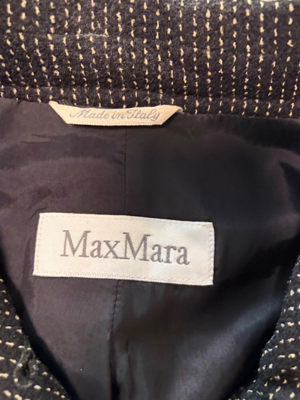Blazer - Picture 5 of 5